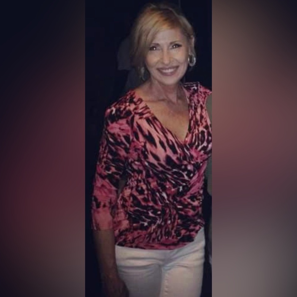 Jennifer Lopez Orange, Pink and Black Abstract Print Top Classic Professional
